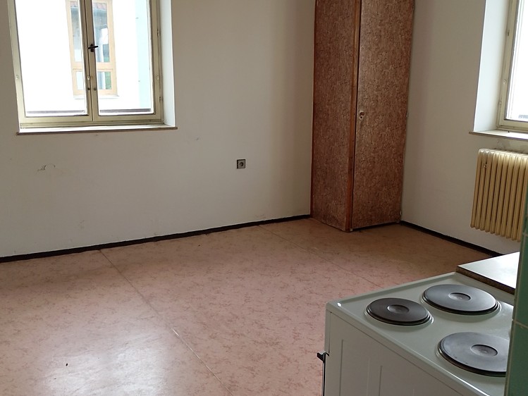 Pronájem bytu 3+1, 86 m² (3 z 8)