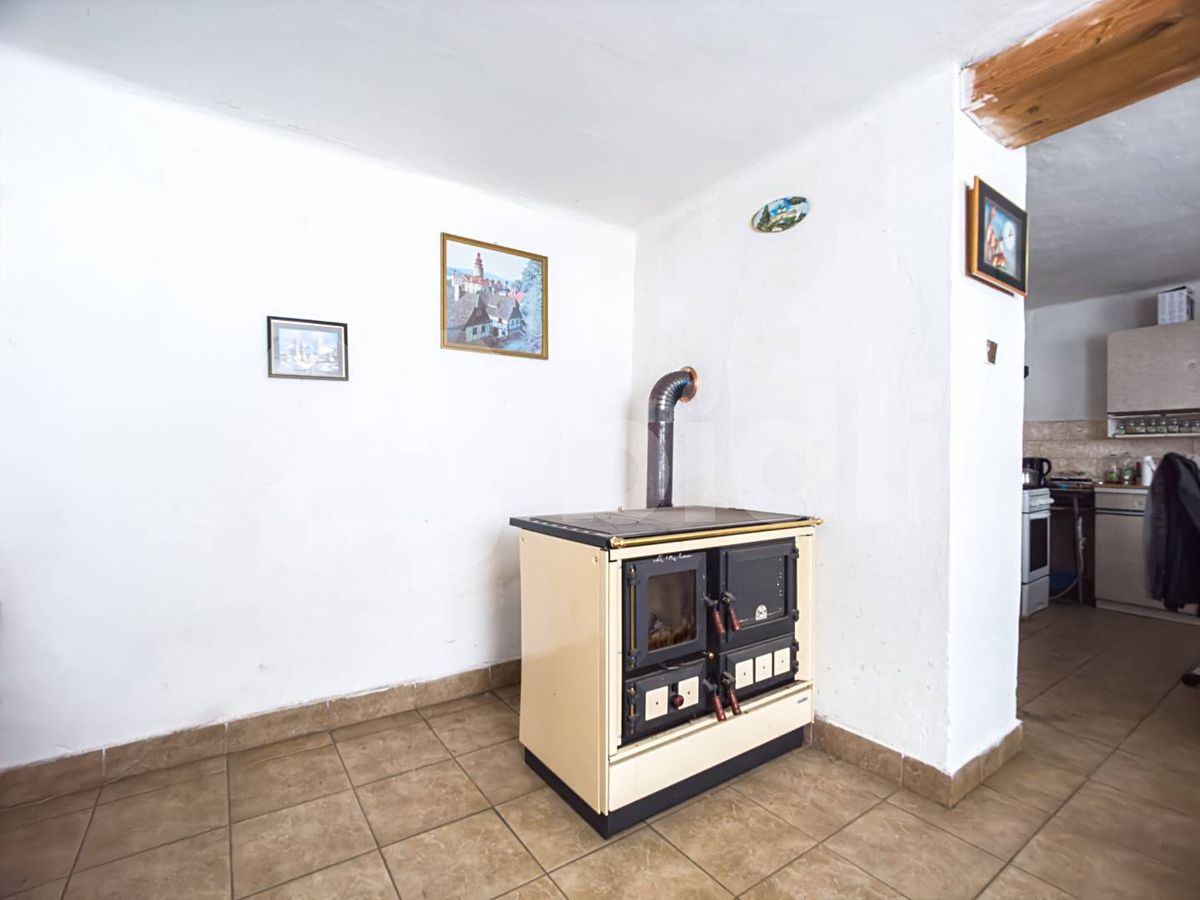 Prodej rodinného domu 320 m², pozemek 811 m² – fotografie 3