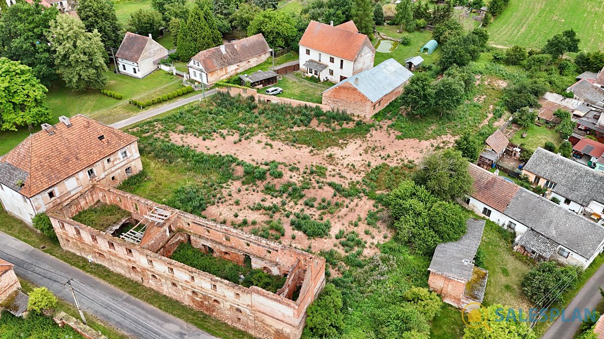 Prodej stavebního pozemku 2555 m² – fotografie 3