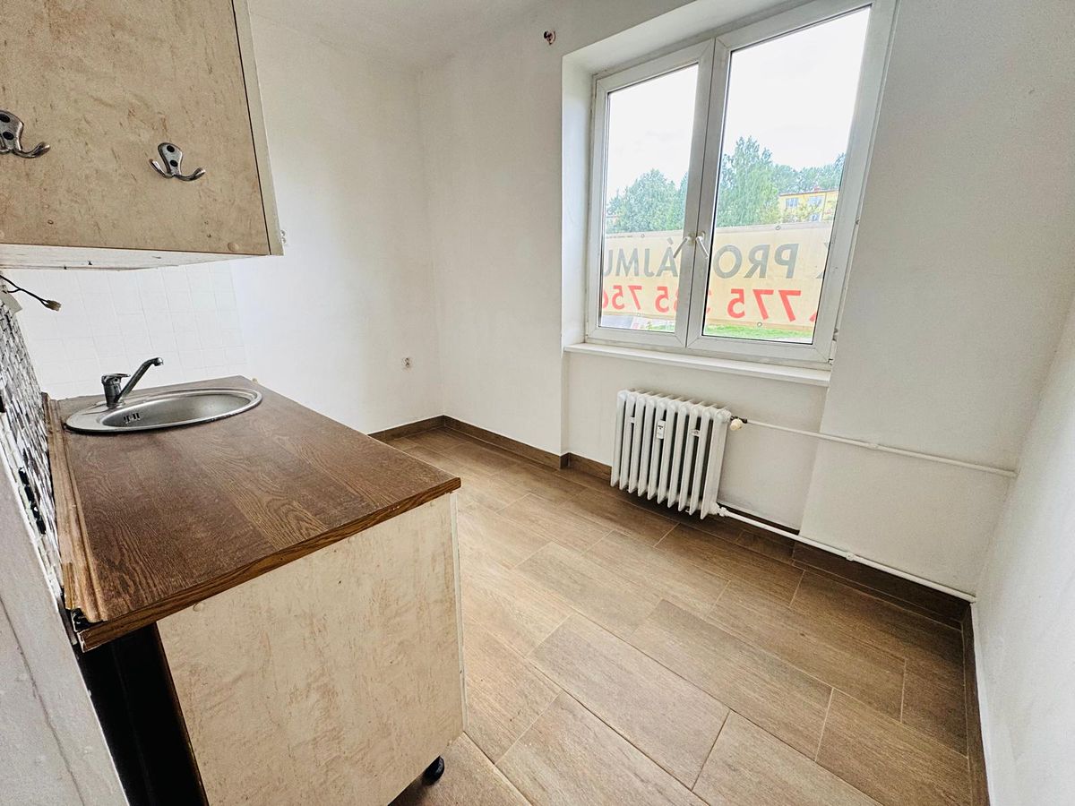 Pronájem bytu 1+1 40 m² – fotografie 3