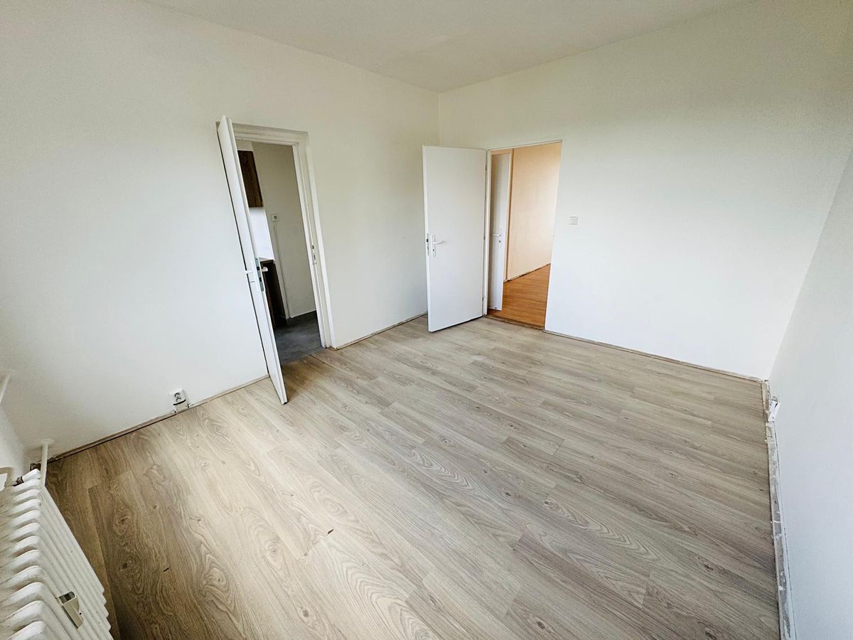 Pronájem bytu 2+1 50 m² – fotografie 3