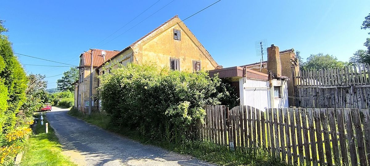 Prodej zemědělské usedlosti 372 m², pozemek 2182 m² – fotografie 3