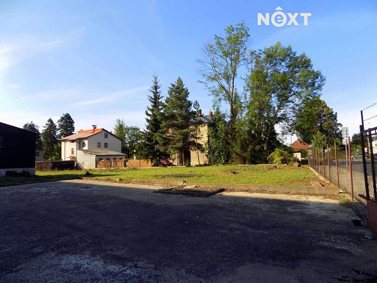 Pronájem komerčního pozemku 2872 m²