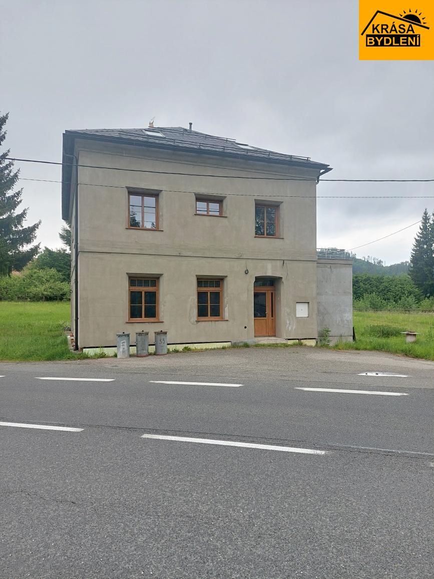 Prodej rodinného domu 520 m², pozemek 5067 m² – fotografie 3