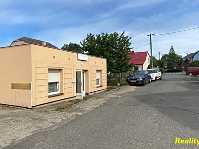 Prodej komerčního prostoru, 147 m² (2 z 15)