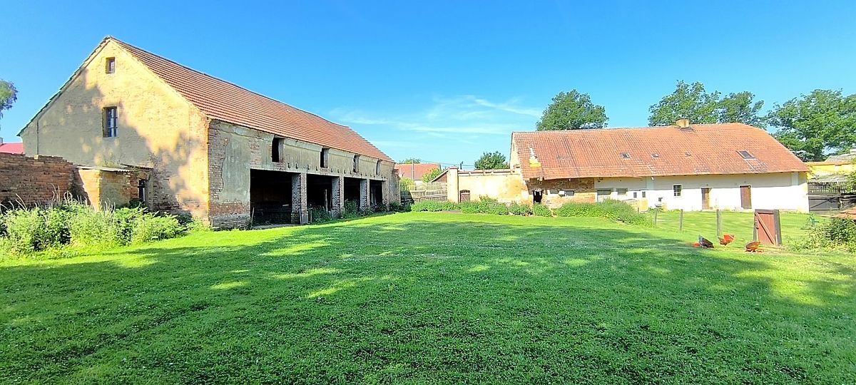 Prodej zemědělské usedlosti 372 m², pozemek 2182 m²