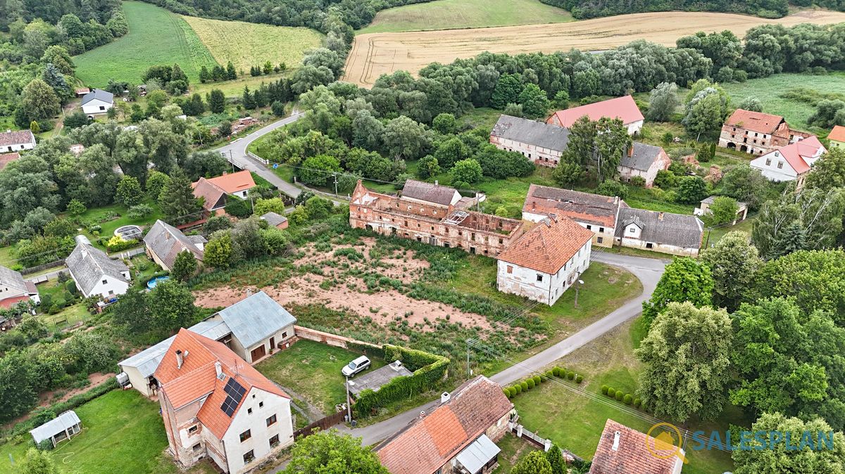 Prodej stavebního pozemku 2555 m² – fotografie 2