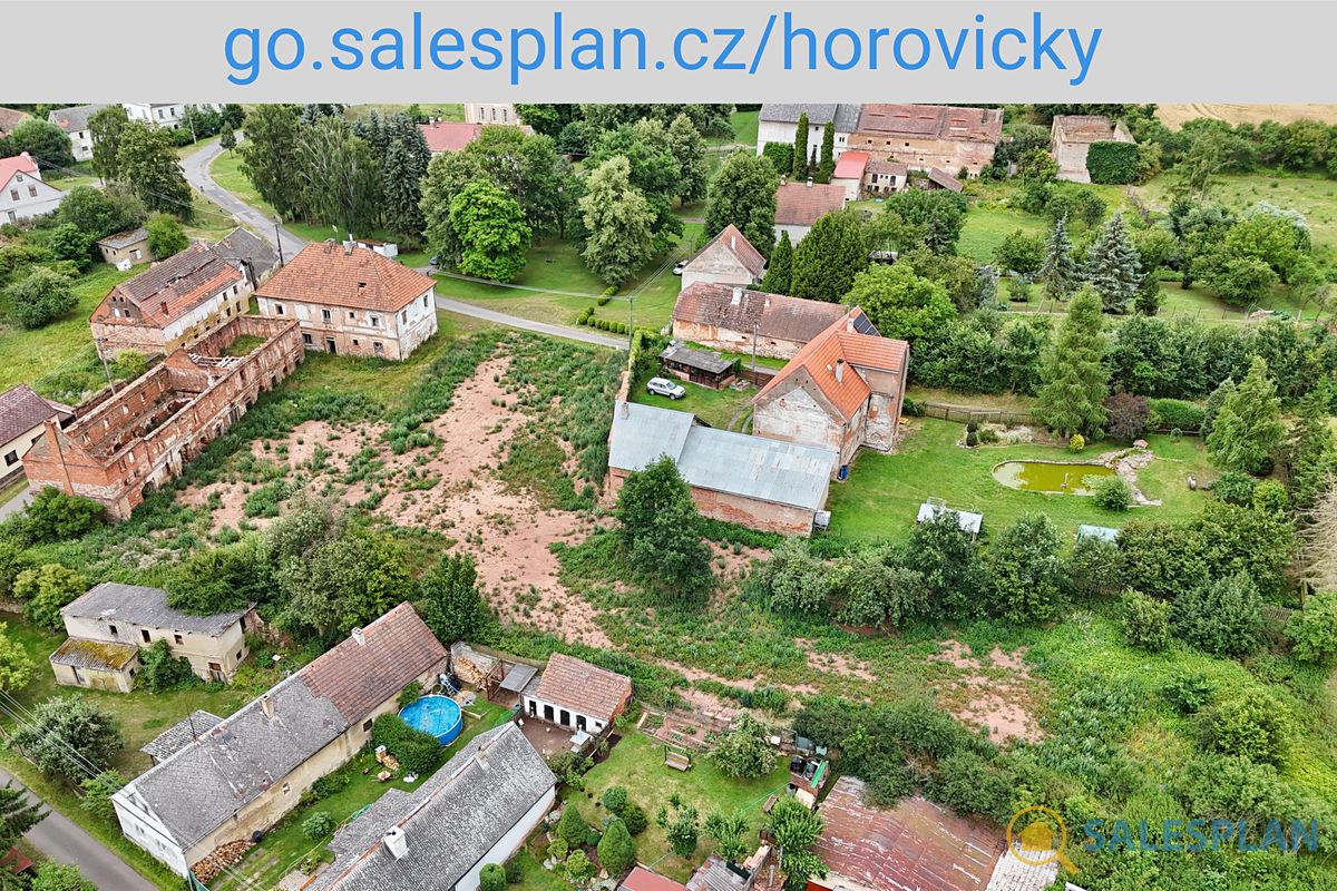 Prodej stavebního pozemku 2555 m²