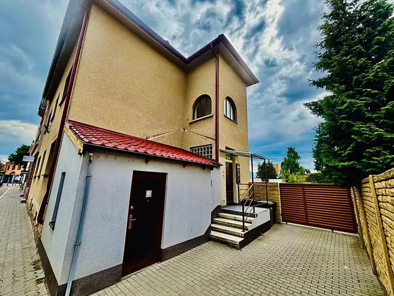Prodej vícegeneračního domu 270 m², pozemek 310 m², Břeclav – náhled fotky 3