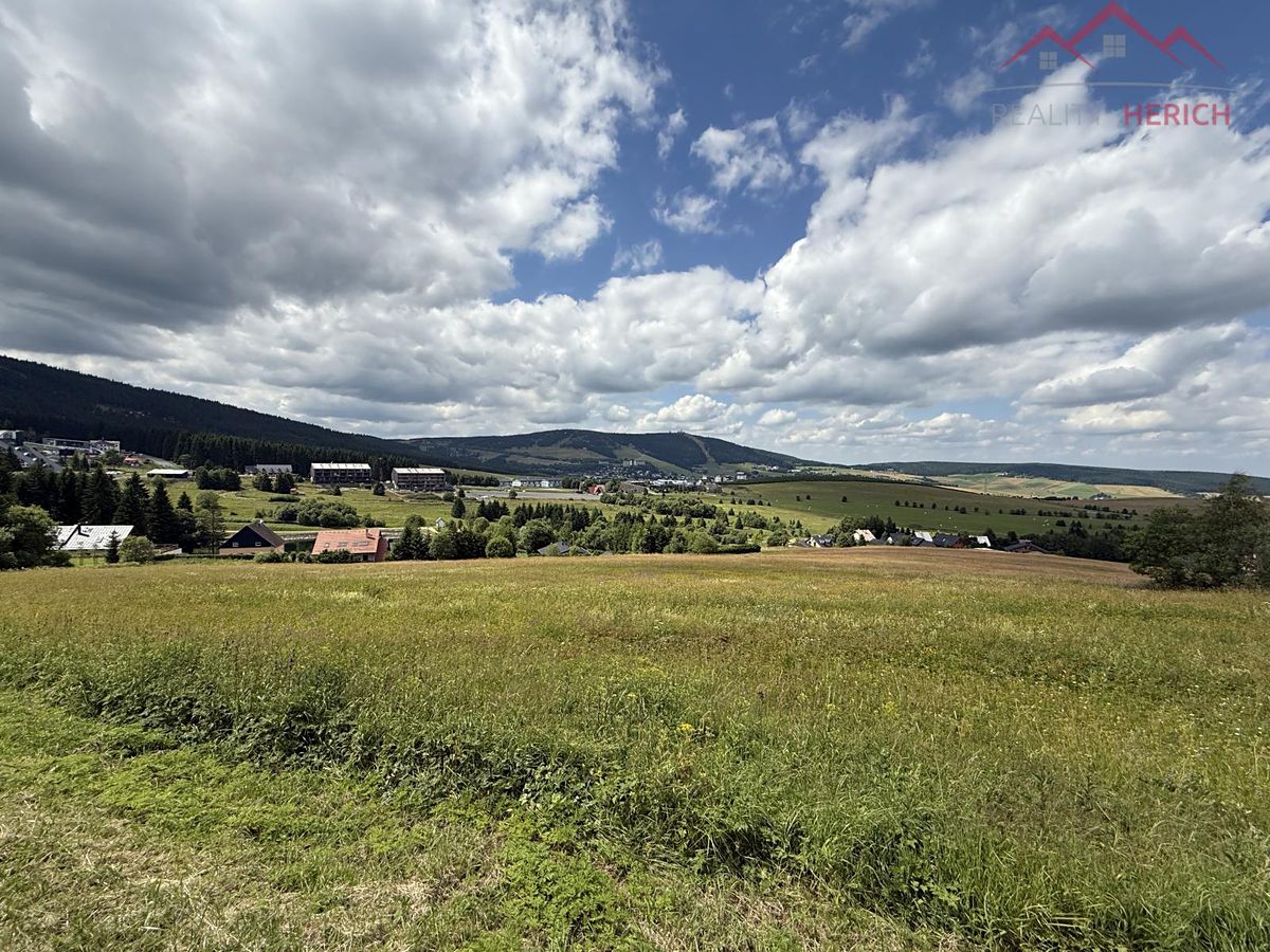 Prodej stavebního pozemku 436 m² – fotografie 3