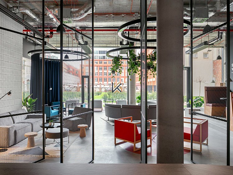 Gewerbefläche zur Miete, 300 m² (1 von 11)