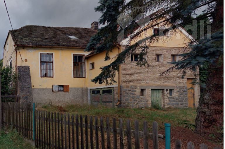 Prodej rodinného domu 257 m², pozemek 686 m²