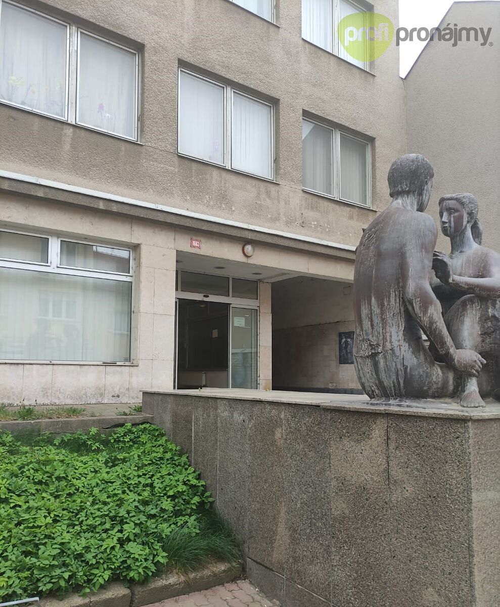 Pronájem kanceláře 12 m² – fotografie 2