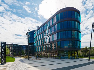Pronájem kanceláře 615 m²