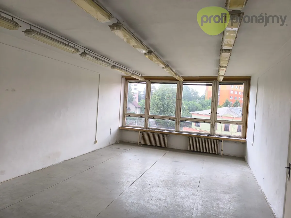 Pronájem kanceláře 78 m²