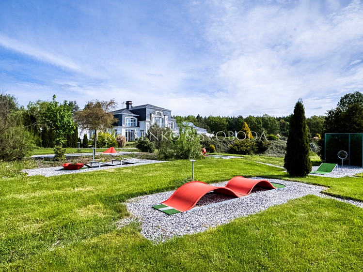Комерційне приміщення на продаж, 900 м² (15 з 31)