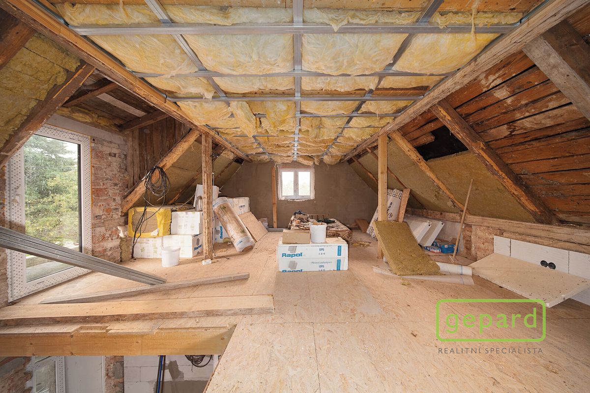 Prodej rodinného domu 100 m², pozemek 715 m² – fotografie 4