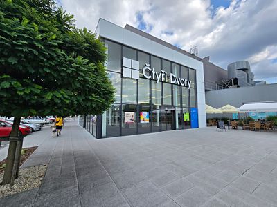 Prodej obchodního prostoru 623 m²
