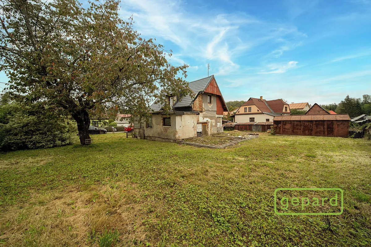 Prodej rodinného domu 100 m², pozemek 715 m²