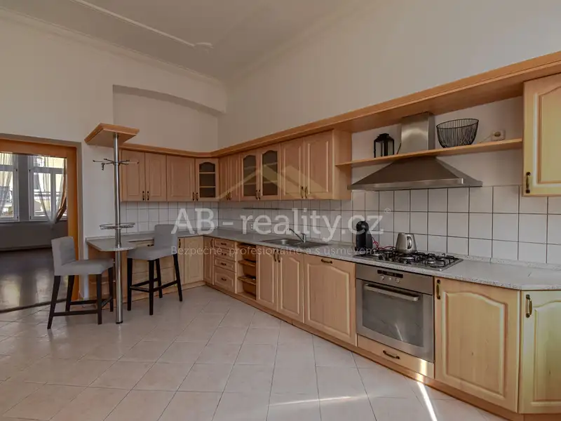 Prodej bytu 3+1 126 m², Teplice – náhled fotky 2