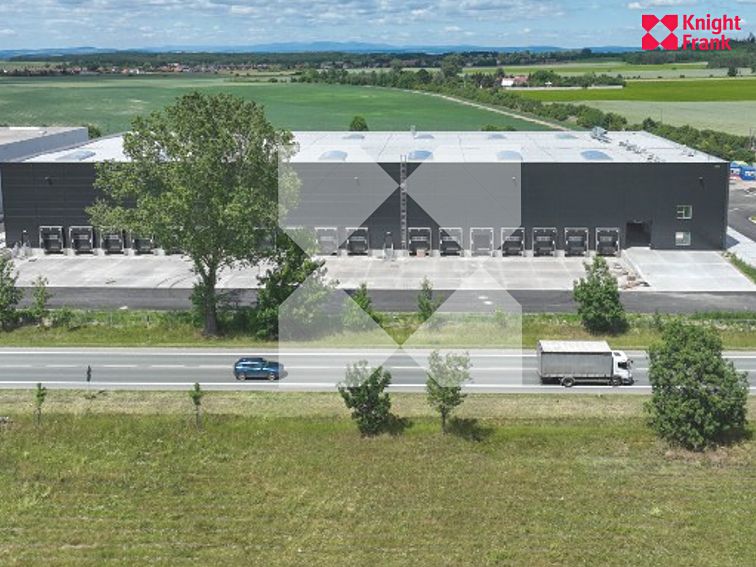 Pronájem skladového prostoru 244 m²