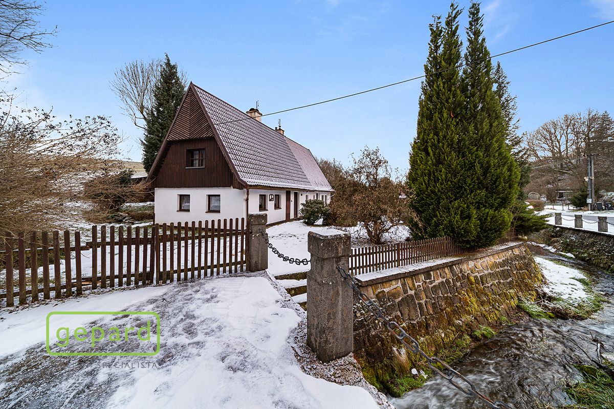 Prodej rodinného domu 124 m², pozemek 965 m² – fotografie 4