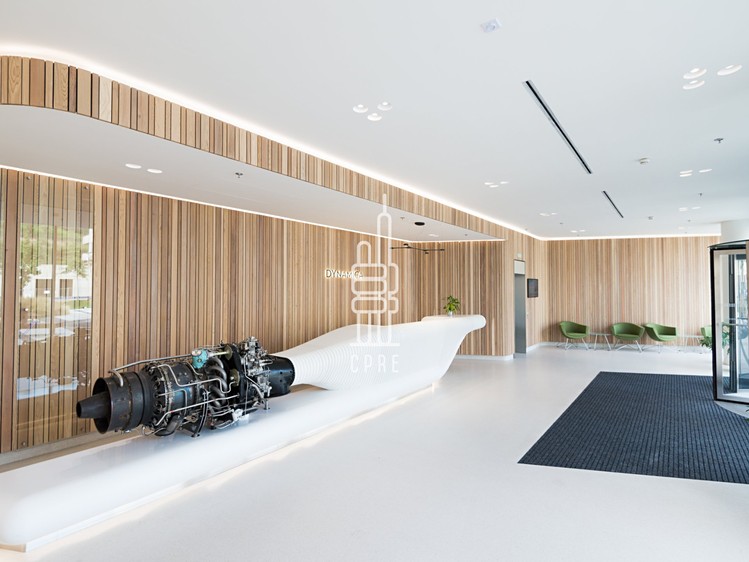 Pronájem komerčního prostoru, 615 m² (2 z 12)