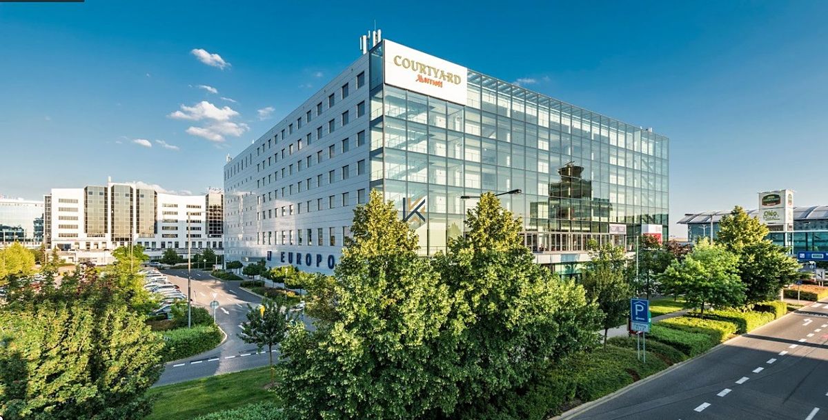 Pronájem obchodního prostoru 619 m²