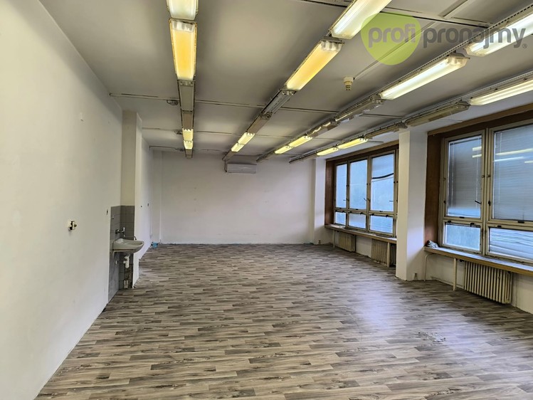 Комерційне приміщення в оренду, 138 м² (3 з 6)