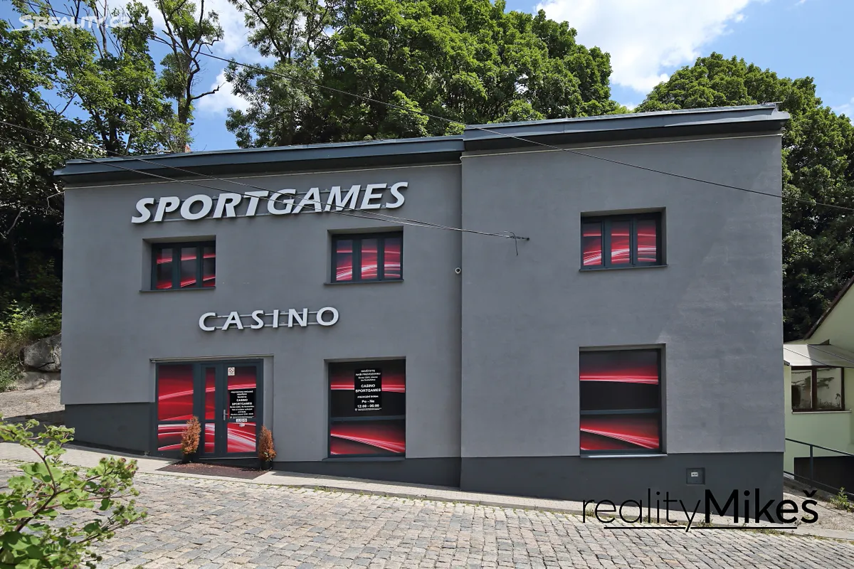Pronájem obchodního prostoru 351 m², Liberec