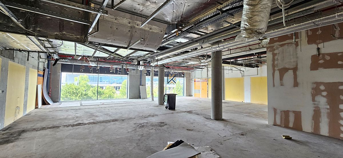 Pronájem obchodního prostoru 235 m² – fotografie 2