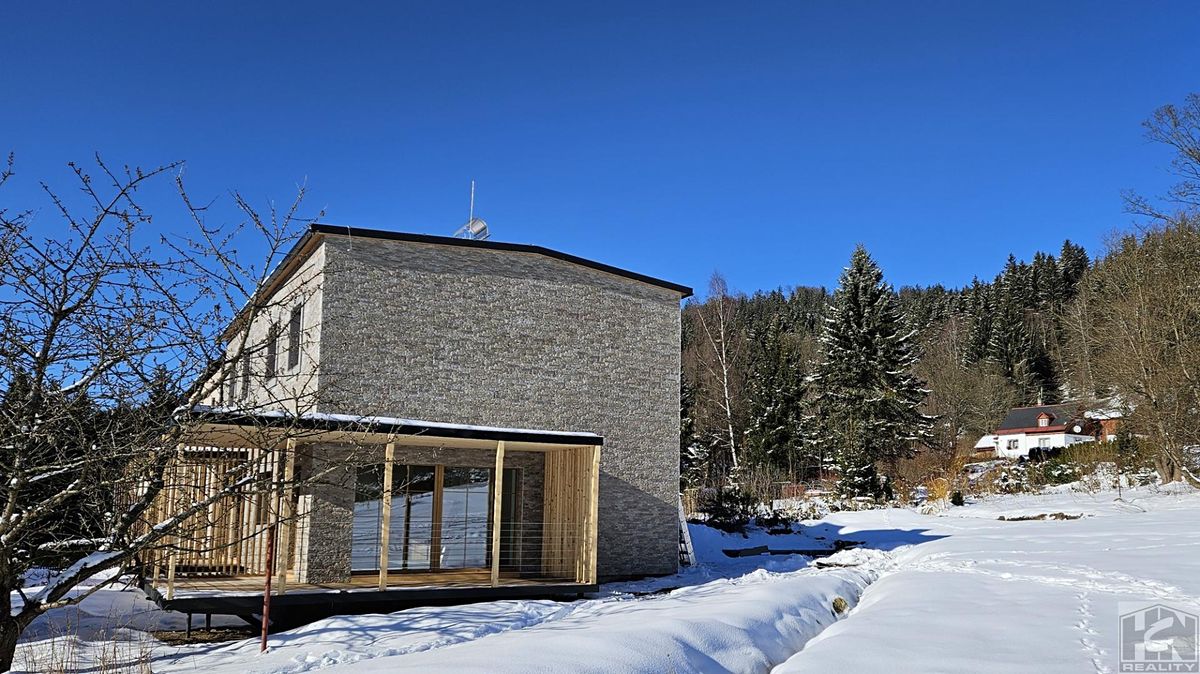 Prodej rodinného domu 148 m², pozemek 541 m² – fotografie 3