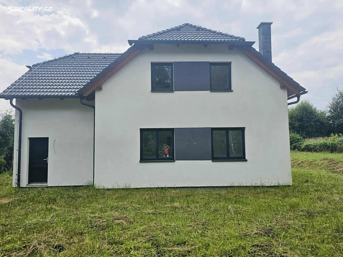 Pronájem rodinného domu 183 m², pozemek 1005 m² – pohled 5