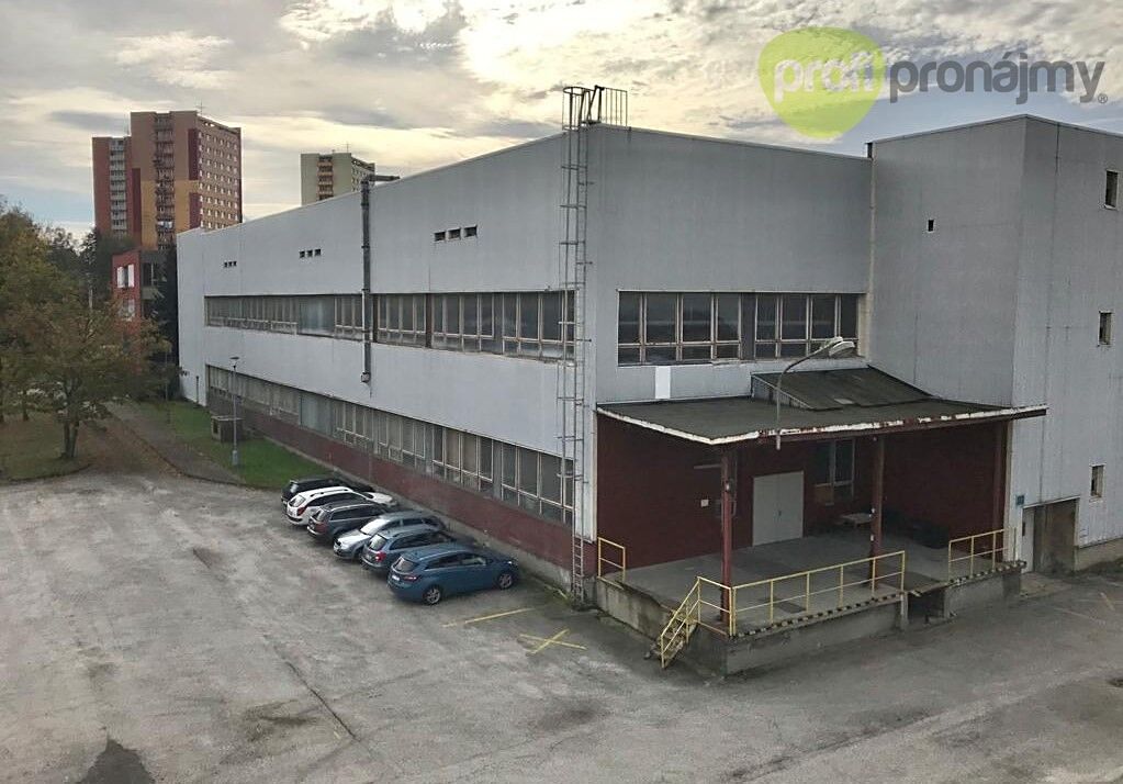 Pronájem komerčního pozemku 500 m²