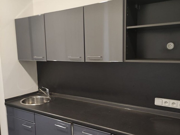 Pronájem komerčního prostoru, 171 m² (6 z 12)