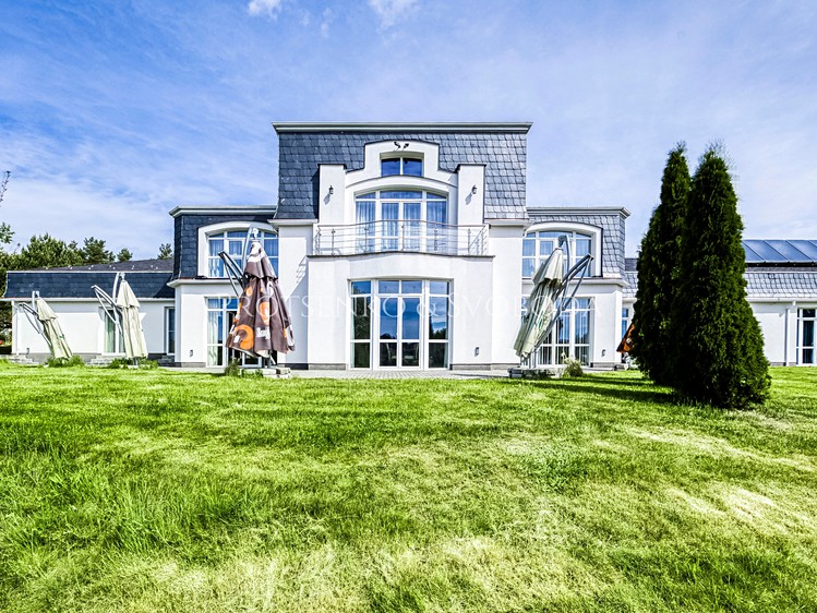 Комерційне приміщення на продаж, 900 м² (14 з 31)