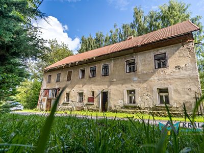 Prodej rodinného domu 350 m², pozemek 773 m²