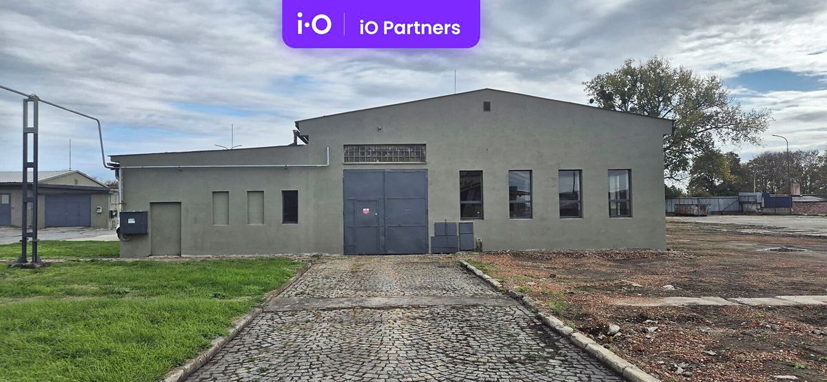 Pronájem skladového prostoru 800 m²