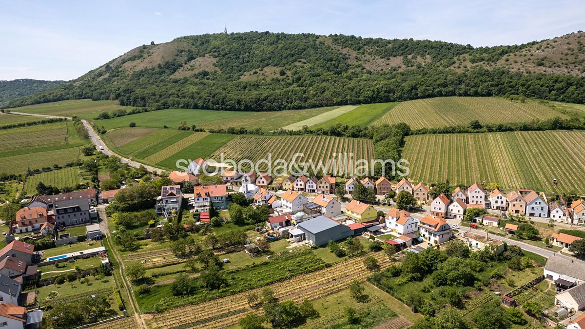 Prodej stavebního pozemku 1218 m² – fotografie 5