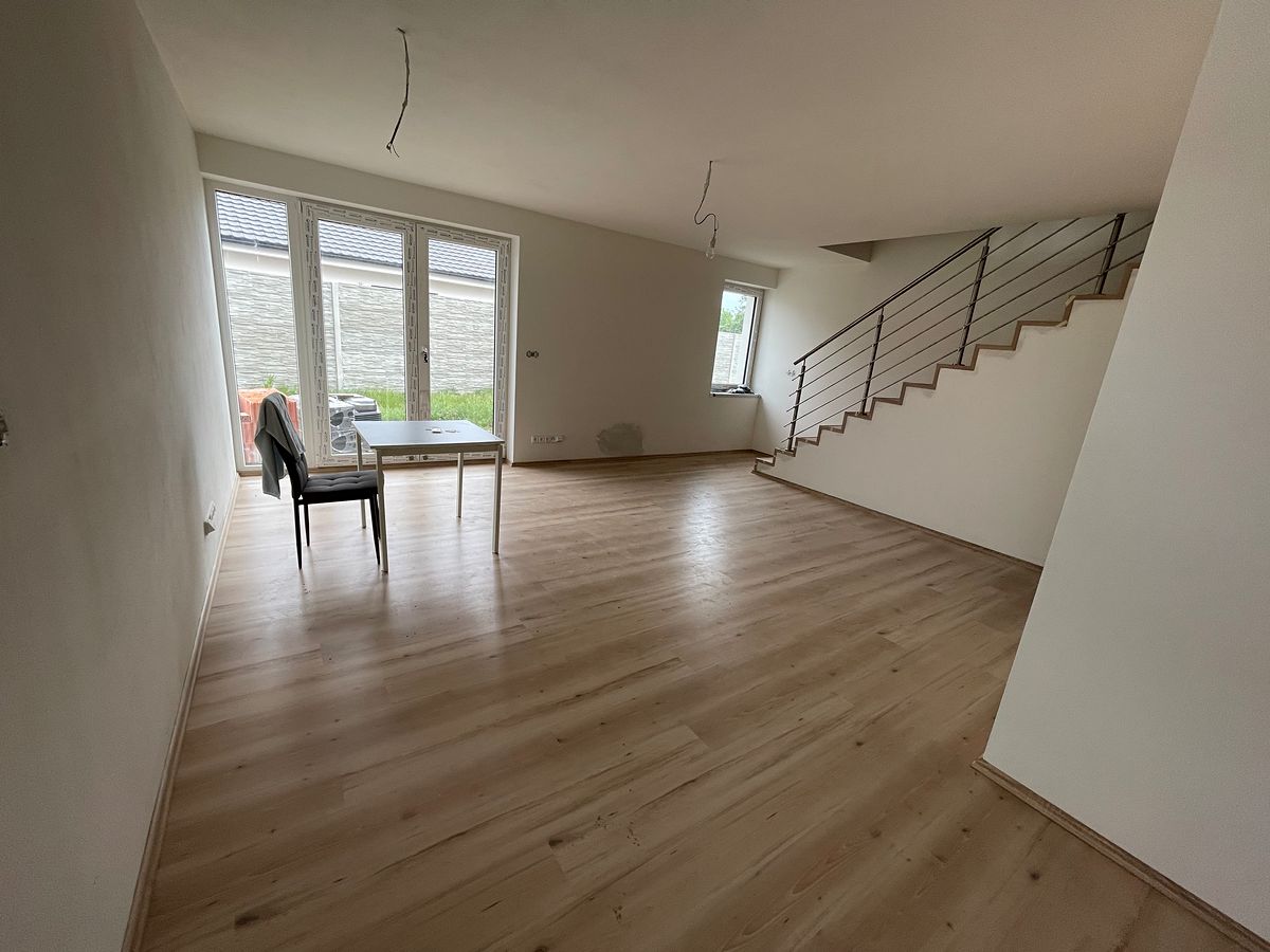 Prodej rodinného domu 110 m², pozemek 234 m² – fotografie 3