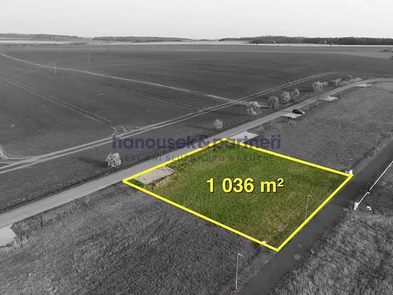 Prodej stavebního pozemku 1036 m², Divec – náhled fotky 2