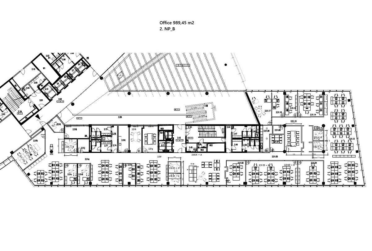 Pronájem kanceláře 1070 m² – fotografie 3