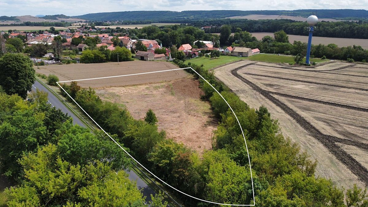 Prodej stavebního pozemku 6008 m²