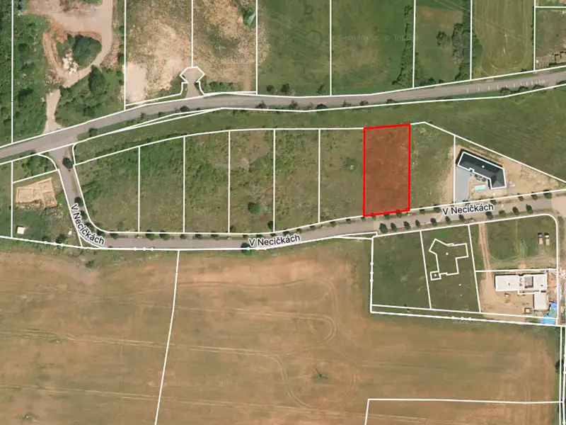 Prodej stavebního pozemku 1294 m², Vysoký Újezd – náhled fotky 2