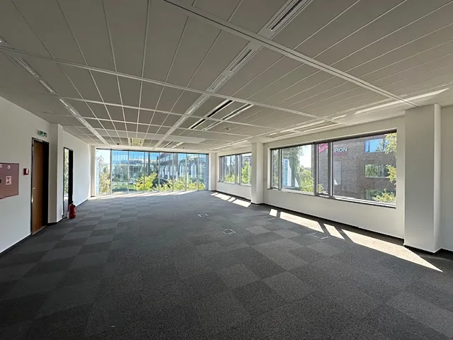 Pronájem kanceláře 540 m²