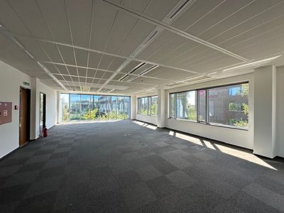 Pronájem kanceláře 540 m²