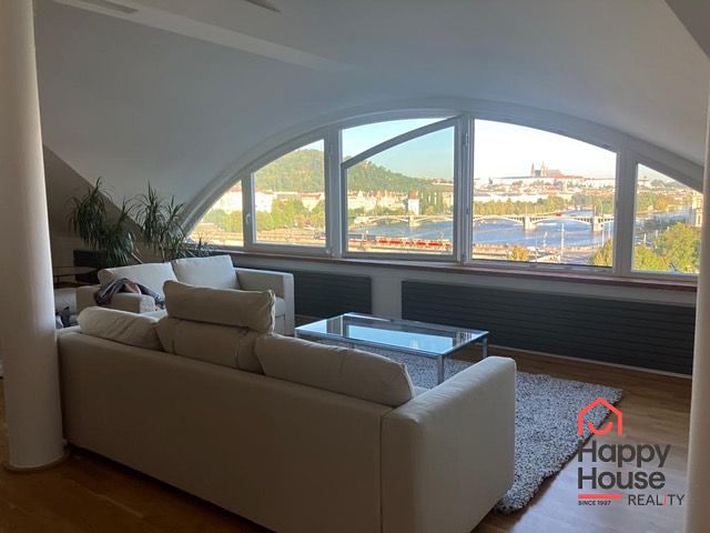 Pronájem bytu 5+kk 250 m² – fotografie 5