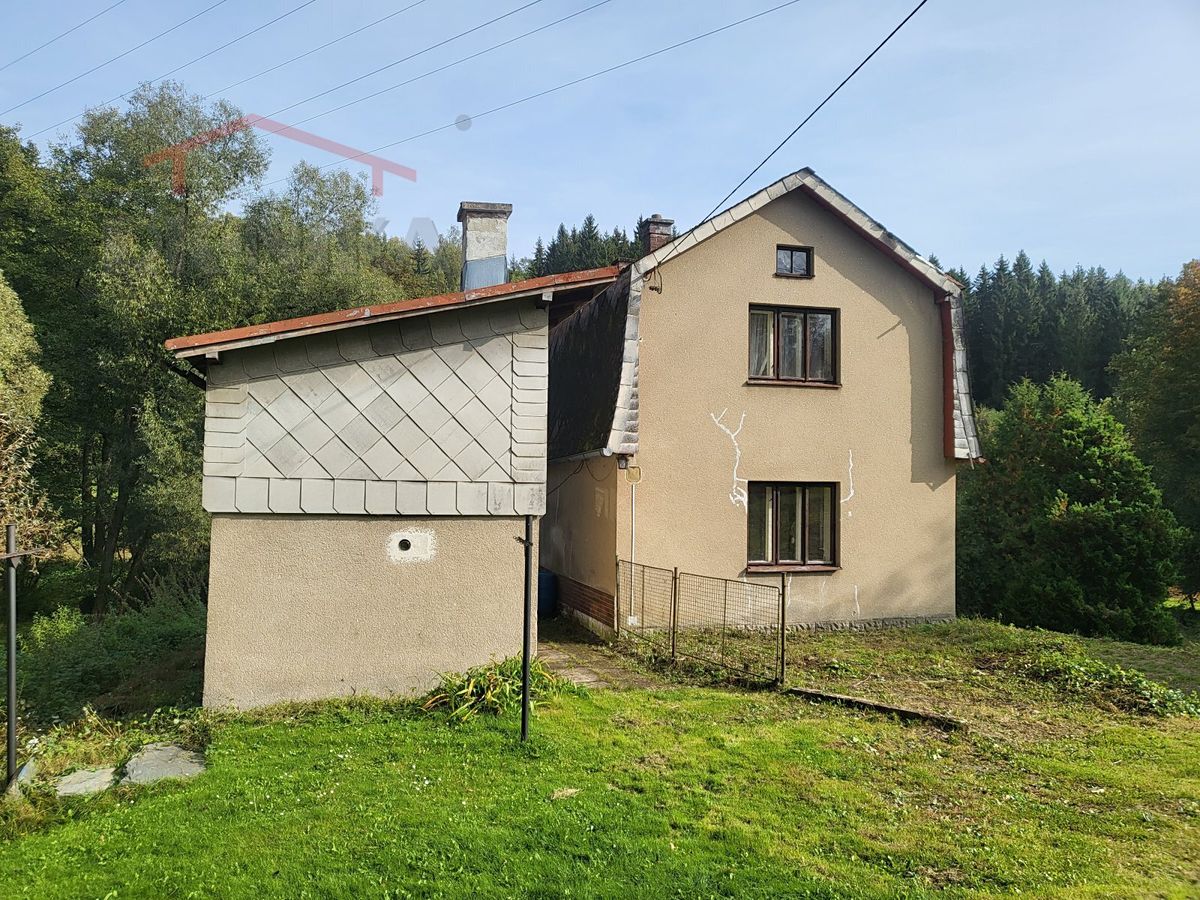 Prodej rodinného domu 180 m², pozemek 3200 m² – fotografie 4