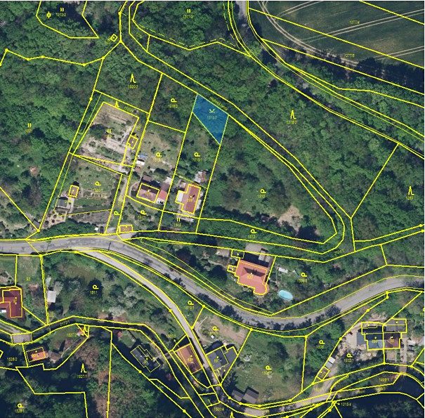 Prodej pozemku 233 m² – fotografie 3