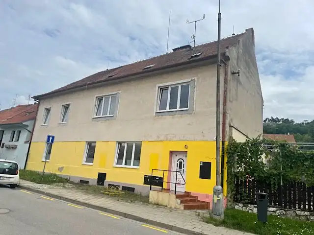 Prodej činžovního domu 350 m², Mikulov – náhled fotky 1